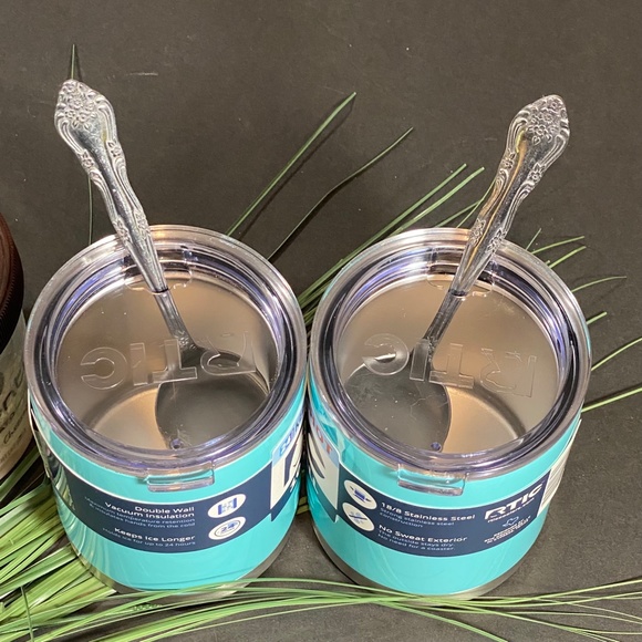New! RTIC Set STAINLESS STEEL TUMBLERS WITH LIDS. 1st Gen! RTIC - Picture 5 of 11
